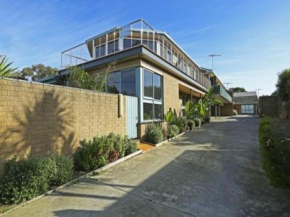 Torquay Retreats - Anderson